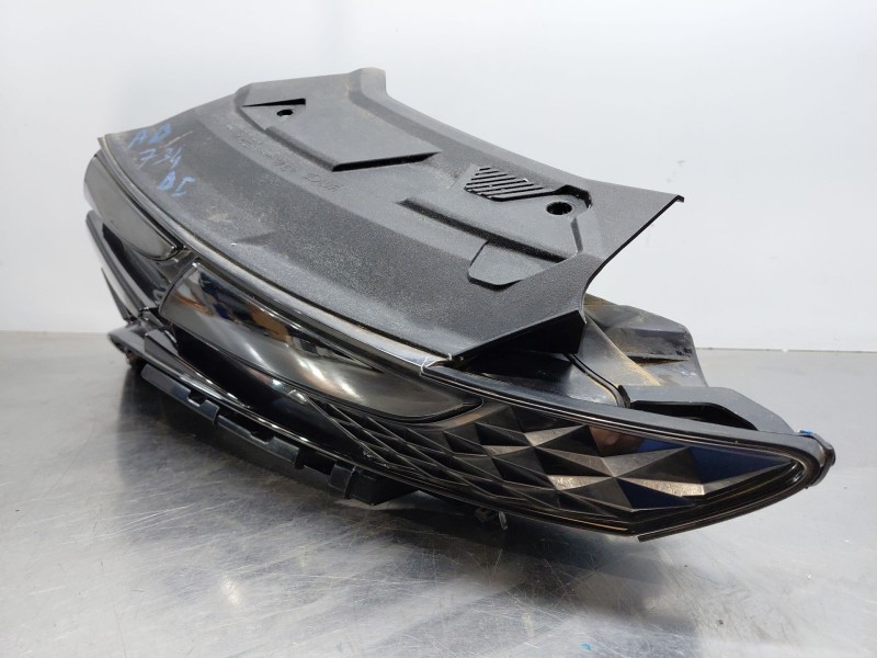Recambio de piloto delantero izquierdo para hyundai tucson hybrid referencia OEM IAM 92207N7100  