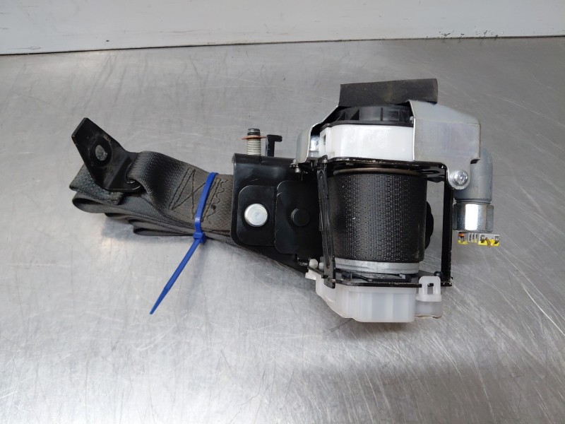 Recambio de cinturon seguridad trasero derecho para hyundai i30 (pd) essence referencia OEM IAM   