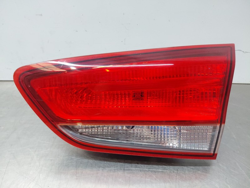 Recambio de piloto trasero derecho interior para hyundai i30 (pd) essence referencia OEM IAM   