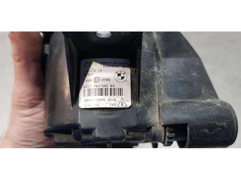 Recambio de faro antiniebla derecho para bmw serie 1 berlina (e81/e87) 123d referencia OEM IAM 63177837502  