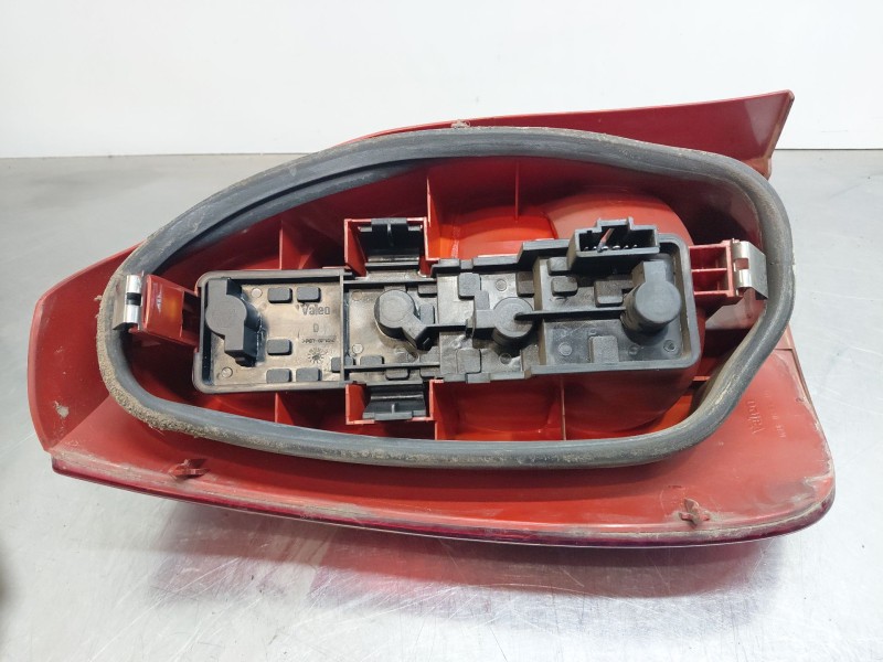 Recambio de piloto trasero derecho para citroën xsara picasso (n68) 2.0 hdi referencia OEM IAM 6351T2 9650005780 