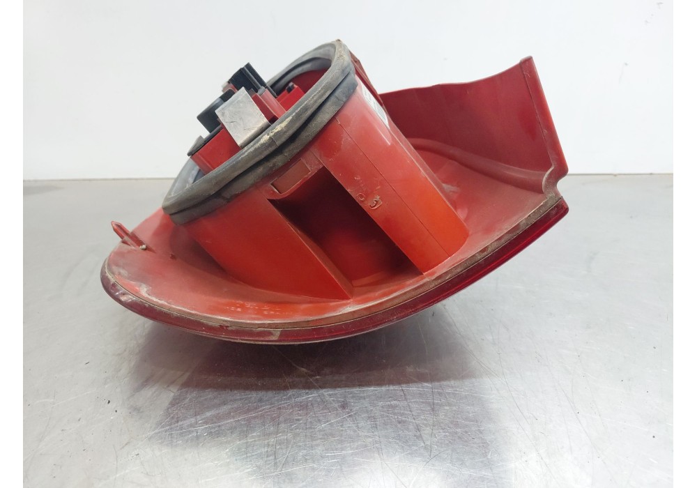 Recambio de piloto trasero derecho para citroën xsara picasso (n68) 2.0 hdi referencia OEM IAM 6351T2 9650005780 