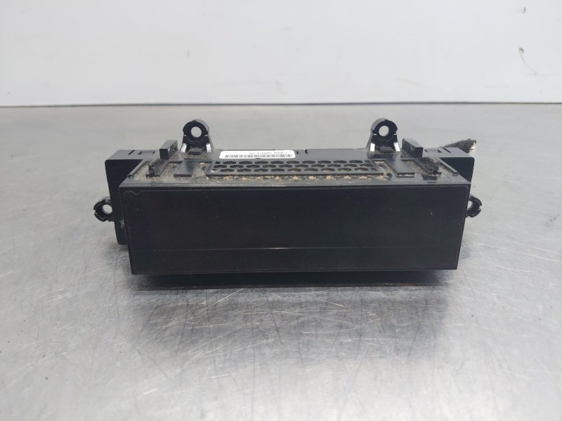 Recambio de mando calefaccion / aire acondicionado para hyundai tucson hybrid referencia OEM IAM 97250N7300  