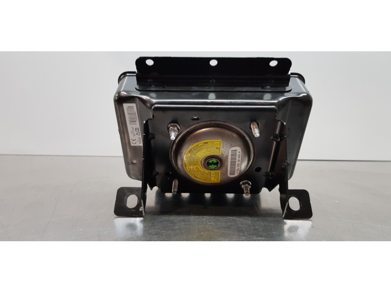 Recambio de airbag delantero derecho para ssangyong rodius xdi limited referencia OEM IAM 8621021003  