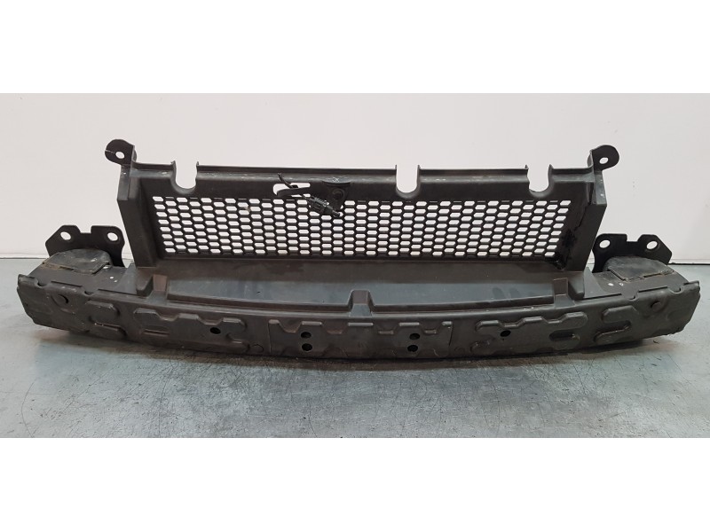 Recambio de refuerzo paragolpes delantero para chrysler grand voyager limited referencia OEM IAM 5113162AA  