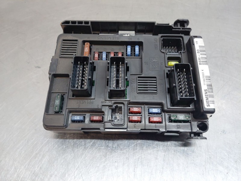 Recambio de caja reles / fusibles para citroën xsara picasso (n68) 2.0 hdi referencia OEM IAM 9650618480  