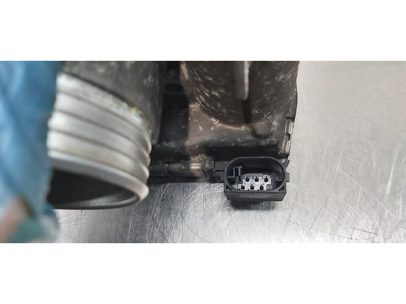 Recambio de caja mariposa para volvo s60 berlina 2.4 t / 2.5 t referencia OEM IAM 8677866  