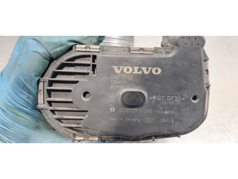 Recambio de caja mariposa para volvo s60 berlina 2.4 t / 2.5 t referencia OEM IAM 8677866  