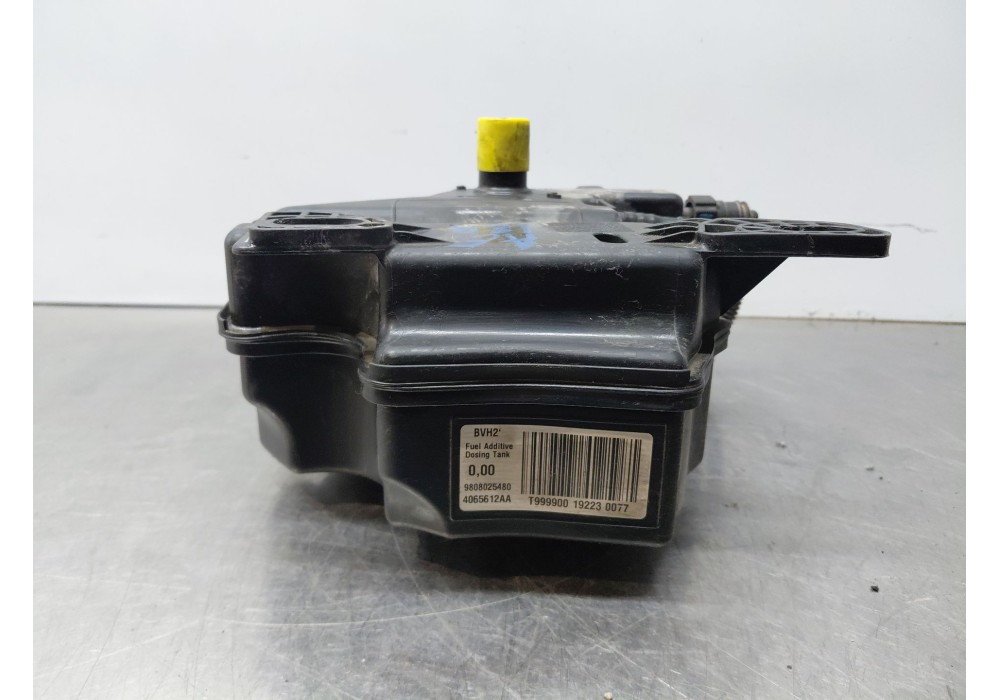 Recambio de deposito aditivo fap ( urea - adblue ) para citroën c4 grand picasso exclusive referencia OEM IAM 1610115580 9808025