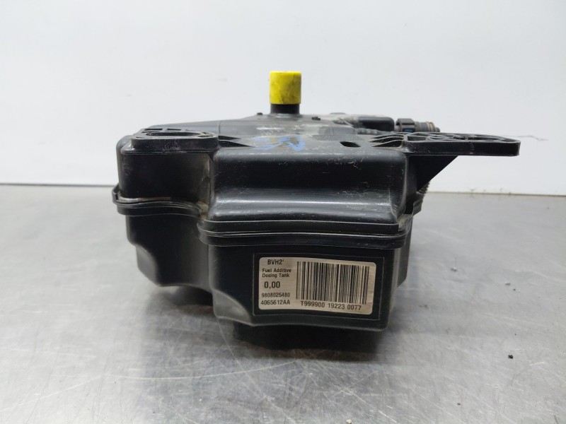 Recambio de deposito aditivo fap ( urea - adblue ) para citroën c4 grand picasso exclusive referencia OEM IAM 1610115580 9808025