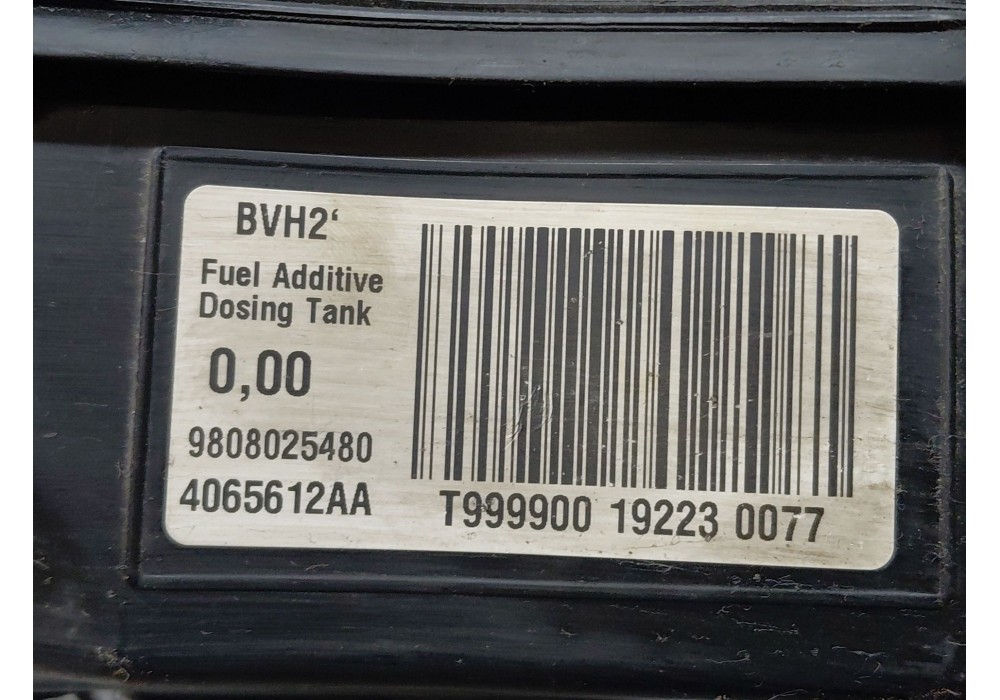 Recambio de deposito aditivo fap ( urea - adblue ) para citroën c4 grand picasso exclusive referencia OEM IAM 1610115580 9808025