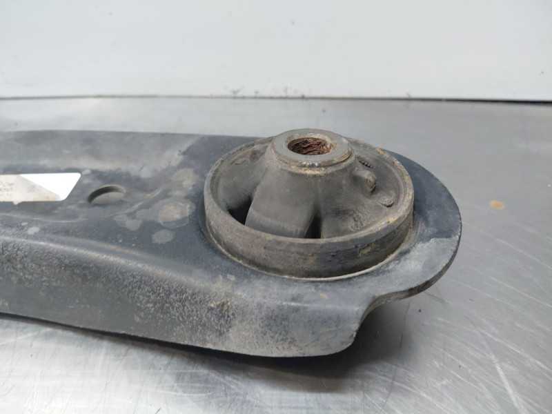 Recambio de brazo suspension inferior delantero izquierdo para hyundai i30 (pd) essence referencia OEM IAM   