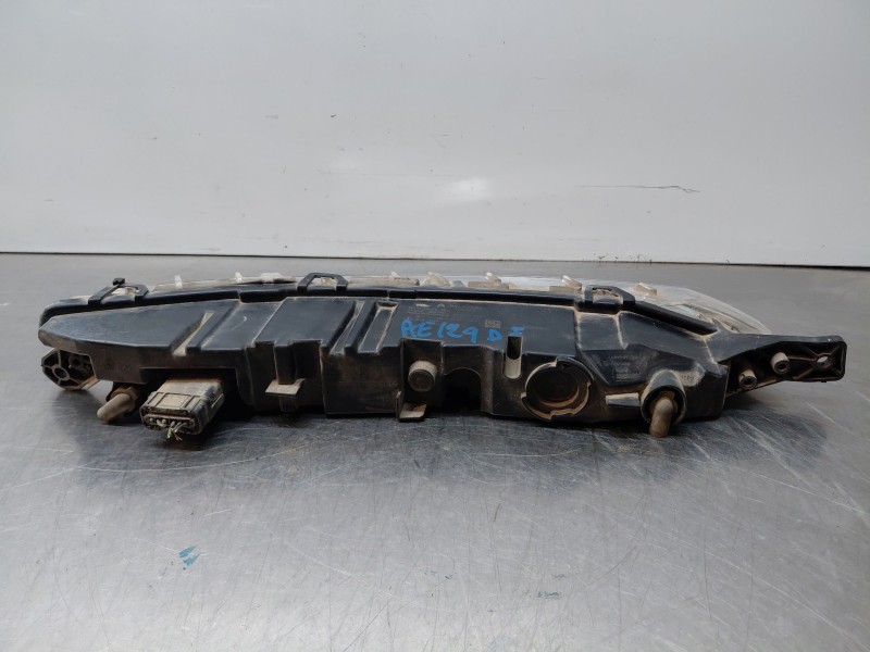 Recambio de faro antiniebla izquierdo para citroën c4 grand picasso exclusive referencia OEM IAM 9676036580  