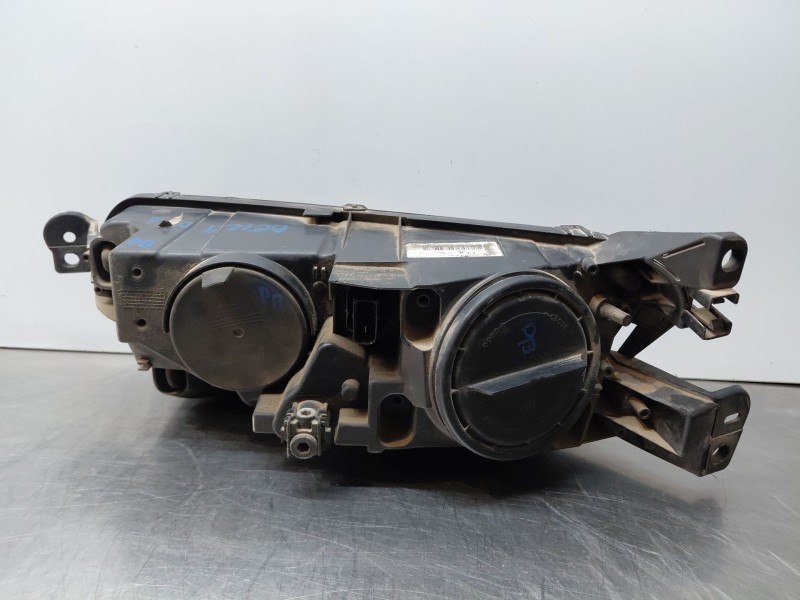 Recambio de faro derecho para citroën c4 grand picasso exclusive referencia OEM IAM 9677217280  