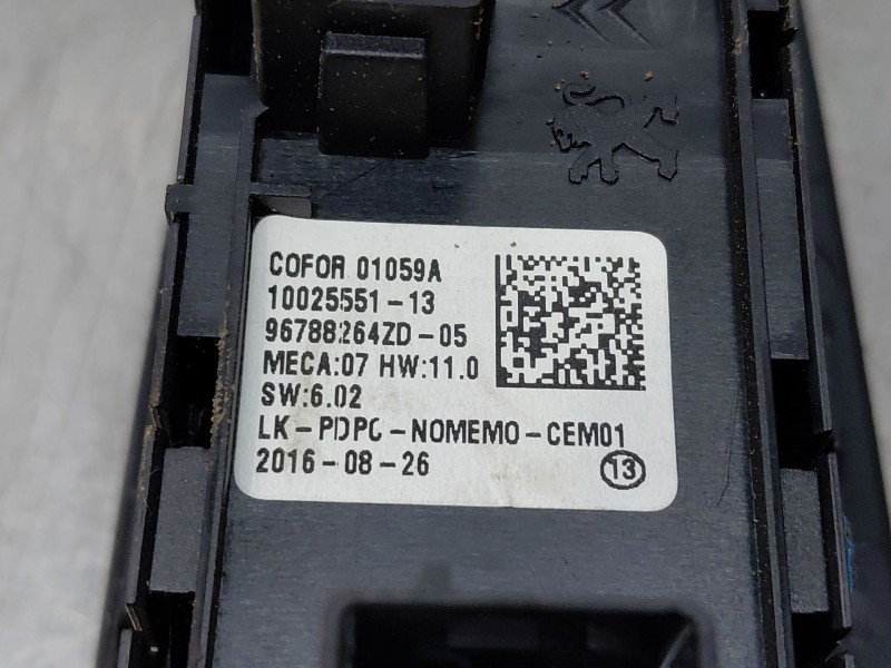Recambio de mando elevalunas delantero izquierdo para citroën c4 grand picasso exclusive referencia OEM IAM 96788264ZD  