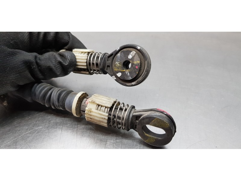 Recambio de varillaje cambio para hyundai kona klass 2wd referencia OEM IAM 43794J9300  