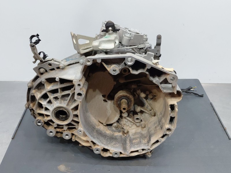 Recambio de caja cambios para jeep compass ii multiair referencia OEM IAM 5106264AA 68319227AA 