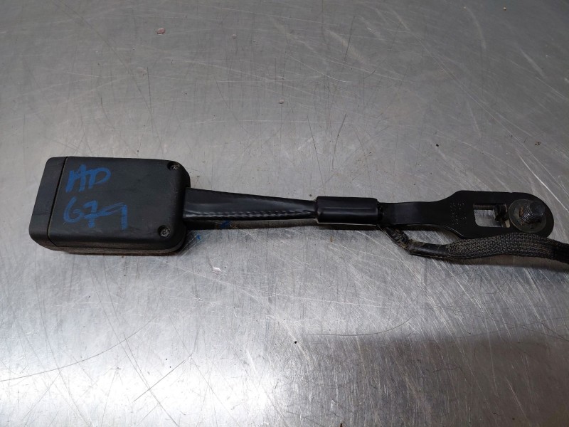 Recambio de enganche del cinturon delantero izq para jeep compass ii multiair referencia OEM IAM   