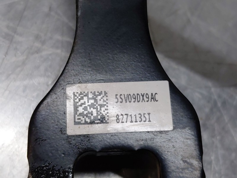 Recambio de enganche del cinturon delantero izq para jeep compass ii multiair referencia OEM IAM   