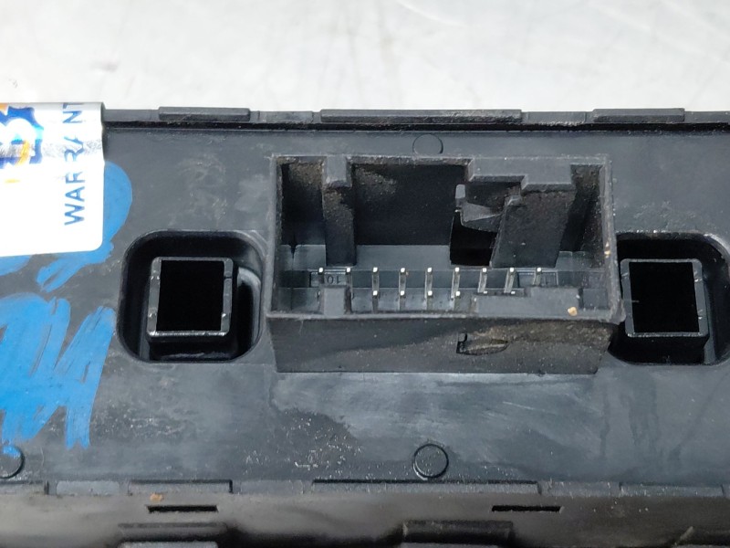 Recambio de mando elevalunas delantero izquierdo para jeep compass ii multiair referencia OEM IAM   