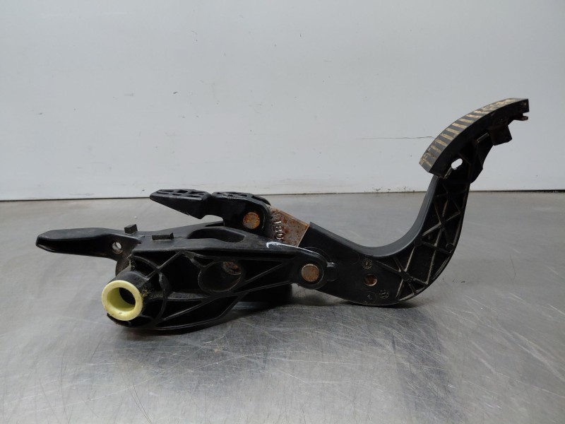 Recambio de pedal freno para jeep compass ii multiair referencia OEM IAM   