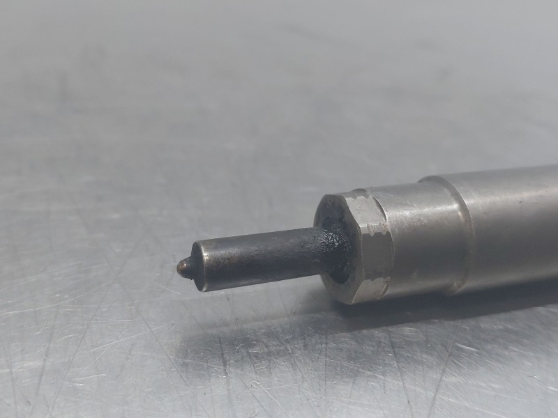 Recambio de inyector para toyota corolla touring sports (e21) hybrid referencia OEM IAM   