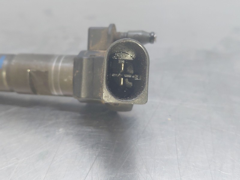 Recambio de inyector para toyota corolla touring sports (e21) hybrid referencia OEM IAM   