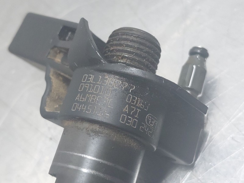Recambio de inyector para toyota corolla touring sports (e21) hybrid referencia OEM IAM   
