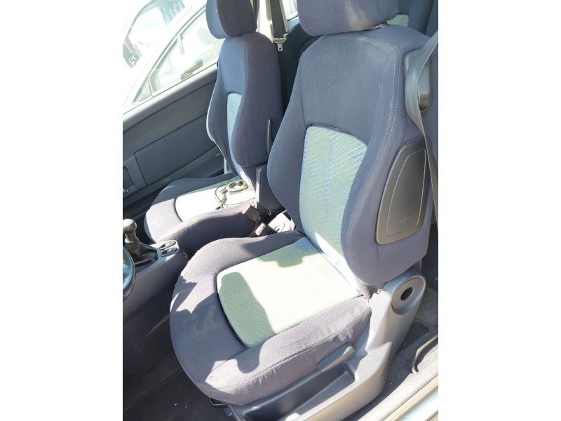 peugeot 1007 (km_) del año 2005