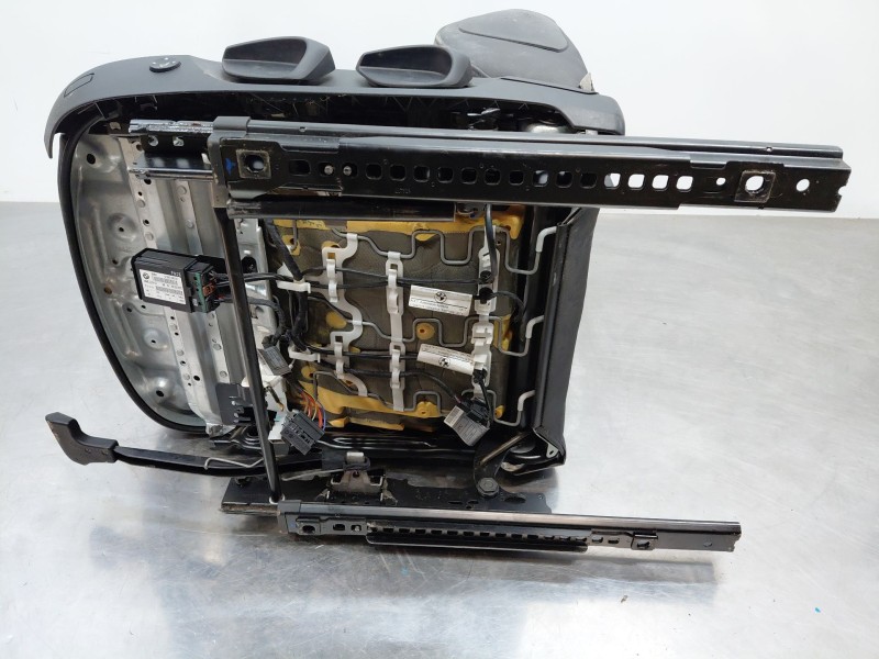 Recambio de asiento delantero izquierdo para bmw 1 (e87) 118 d referencia OEM IAM 52107118423  