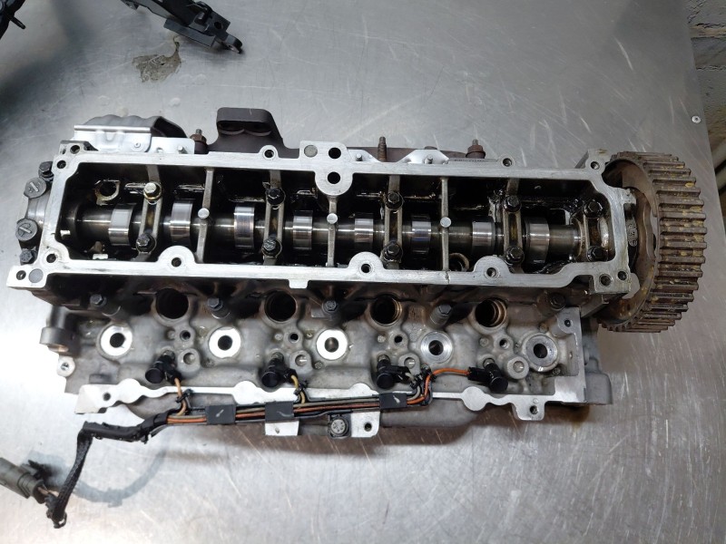Recambio de culata para ford c-max titanium referencia OEM IAM   