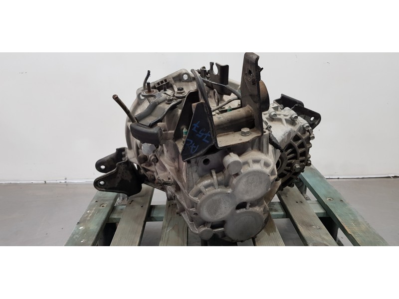 Recambio de caja cambios para kia carnival 2.9 crdi vgt concept referencia OEM IAM 4300038050  