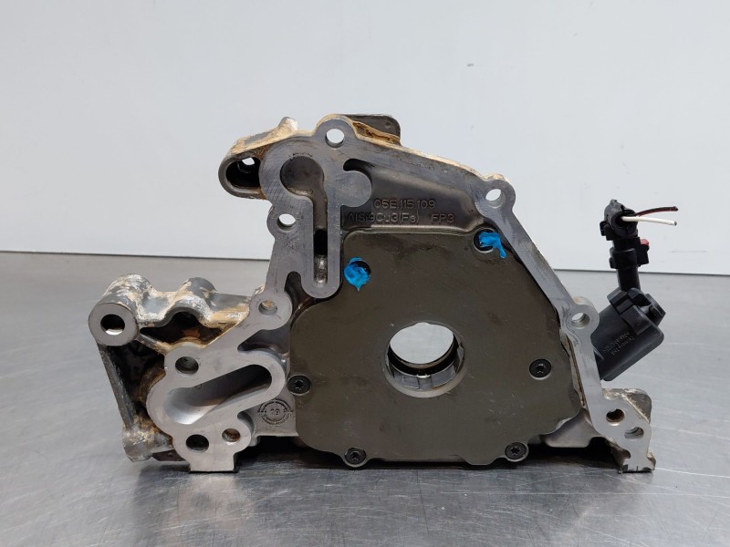 Recambio de bomba aceite para volkswagen golf viii lim. (cd1) bluemotion referencia OEM IAM   
