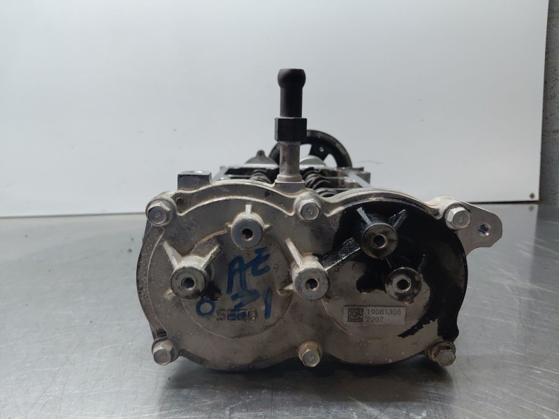 Recambio de culatin para kia xceed drive referencia OEM IAM   