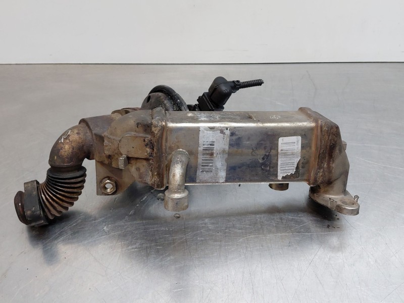 Recambio de enfriador egr para bmw 1 (e87) 118 d referencia OEM IAM 11717805189  
