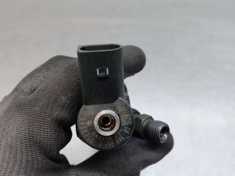 Recambio de inyector para bmw 1 (e87) 118 d referencia OEM IAM 0445110289  
