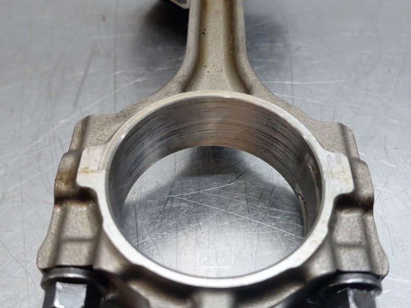 Recambio de biela para mg zs confort referencia OEM IAM   