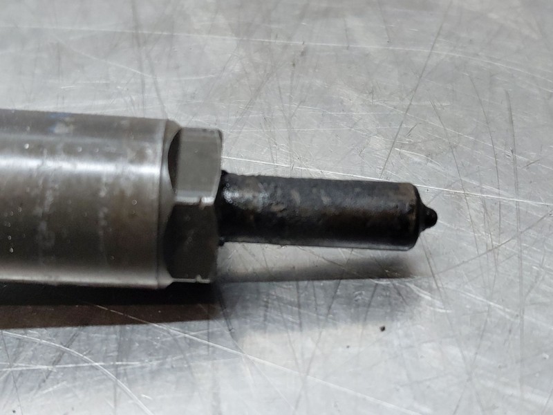 Recambio de inyector para ford c-max titanium referencia OEM IAM 9802448680  
