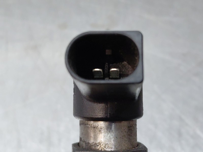 Recambio de inyector para renault megane iii berlina 5 p authentique referencia OEM IAM   