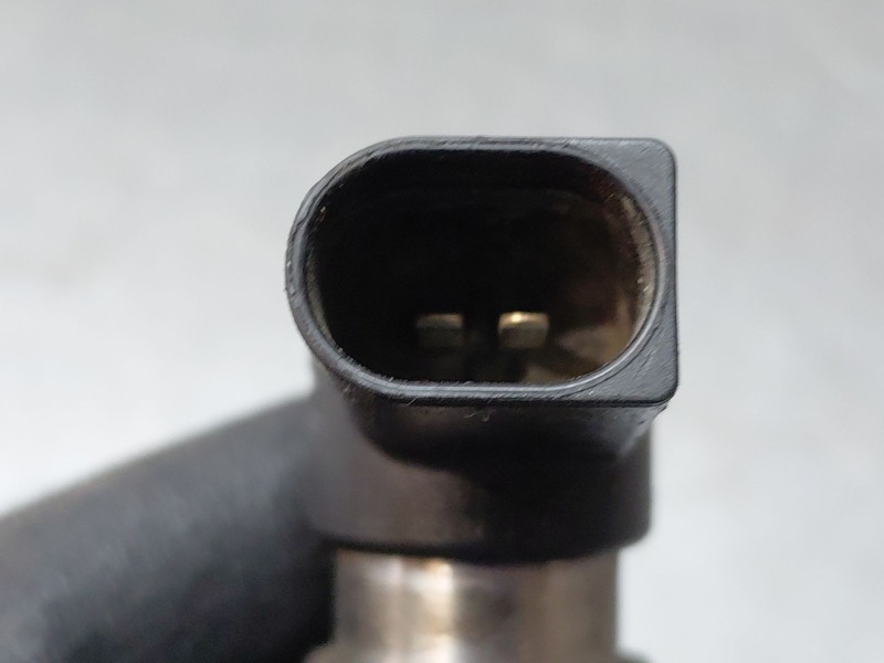 Recambio de inyector para renault megane iii berlina 5 p authentique referencia OEM IAM   