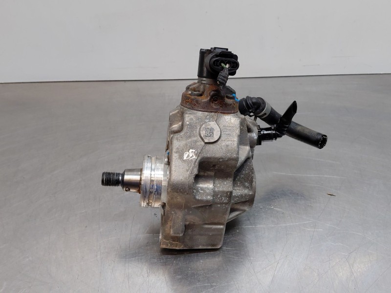 Recambio de bomba inyeccion para kia sportage drive referencia OEM IAM   