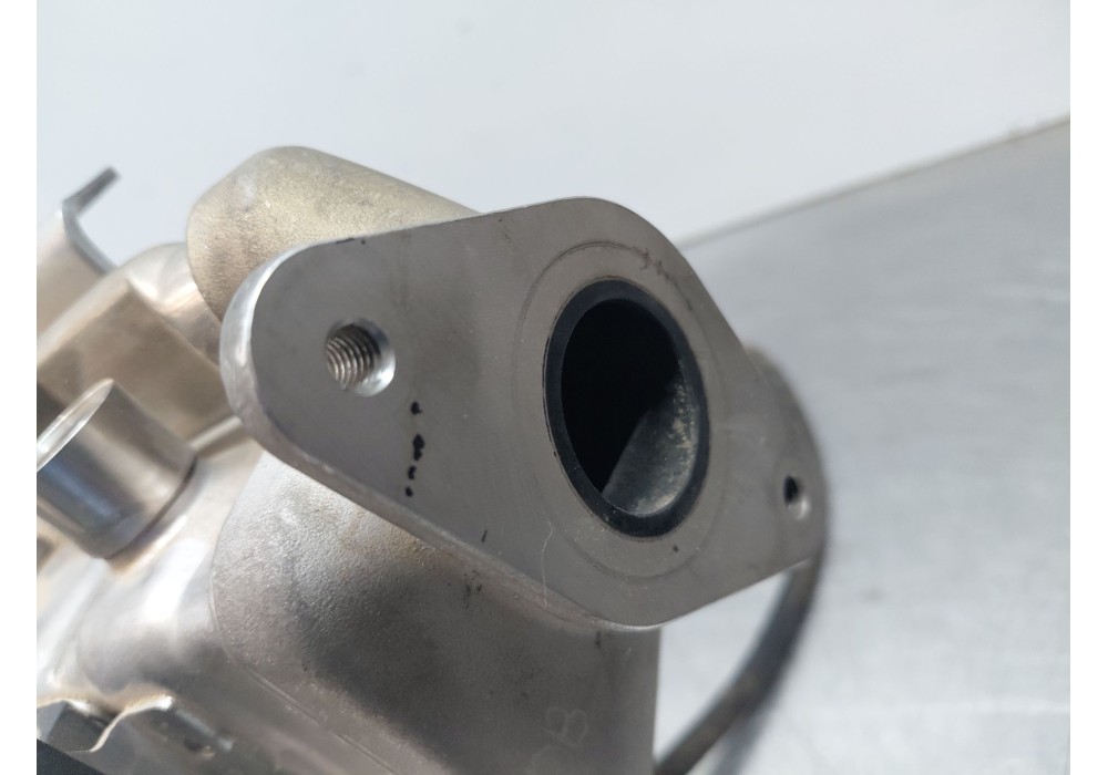 Recambio de enfriador egr para bmw serie 4 gran coupe (f36) x drive referencia OEM IAM 11717822350 11717810871 