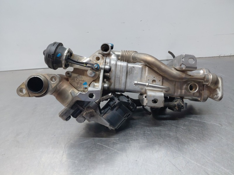 Recambio de enfriador egr para bmw serie 4 gran coupe (f36) x drive referencia OEM IAM 11717822350 11717810871 