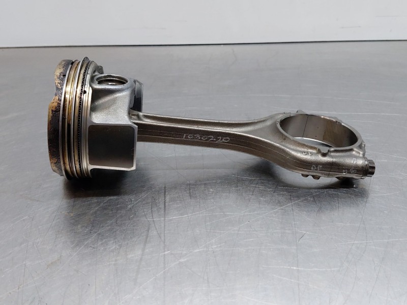 Recambio de biela para volkswagen golf viii lim. (cd1) bluemotion referencia OEM IAM   