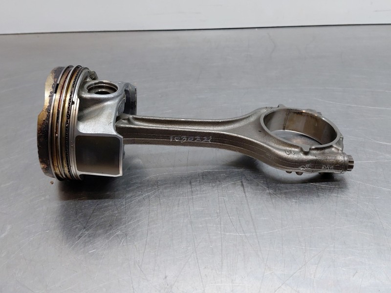 Recambio de biela para volkswagen golf viii lim. (cd1) bluemotion referencia OEM IAM   