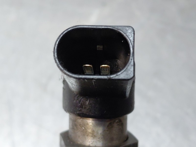 Recambio de inyector para ford c-max titanium referencia OEM IAM 9802448680  