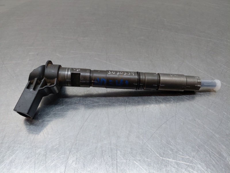 Recambio de inyector para volkswagen scirocco (137) 2.0 tdi (103kw) bluemotion referencia OEM IAM 03L130277 0445116030 
