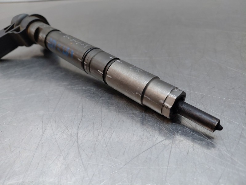 Recambio de inyector para volkswagen scirocco (137) 2.0 tdi (103kw) bluemotion referencia OEM IAM 03L130277 0445116030 