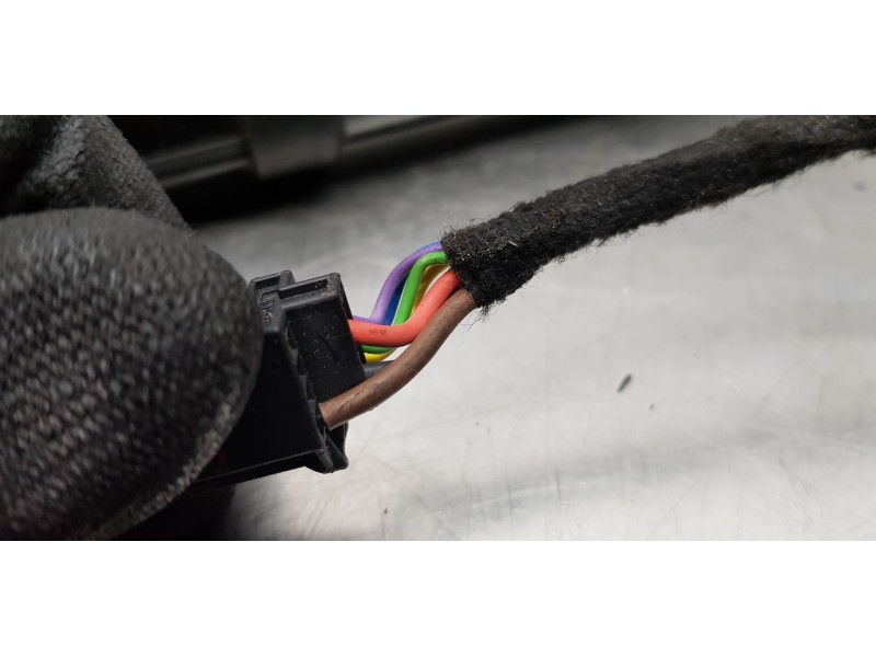 Recambio de amortiguadores maletero / porton para land rover range rover vogue referencia OEM IAM LR034398  