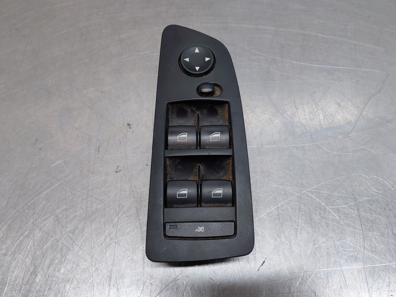 Recambio de mando elevalunas delantero izquierdo para bmw 1 (e87) 118 d referencia OEM IAM 61319216559  